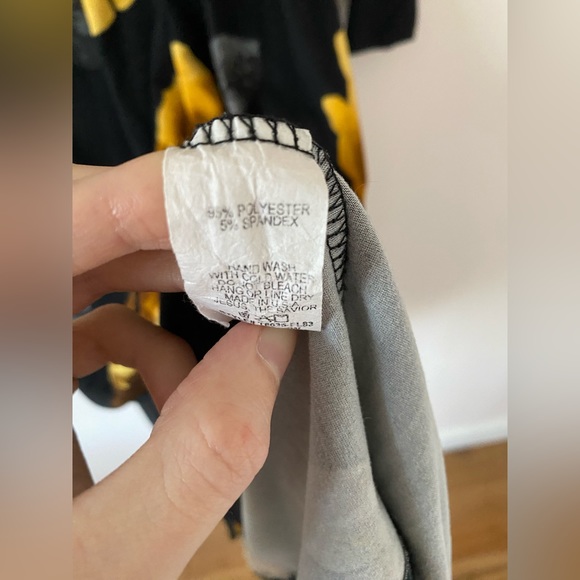 Reborn J Floral Knee Length Maxi Dress - Picture 6 of 6